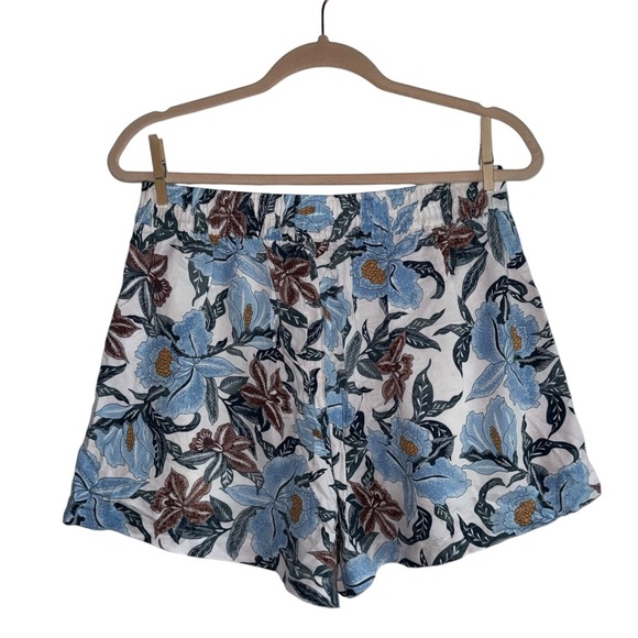 OLD NAVY Floral Print Shorts M NWOT - Picture 4 of 9